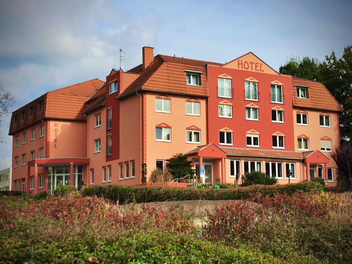 Meister Baer Hotel Wettiner Hof Glauchau Exterior foto