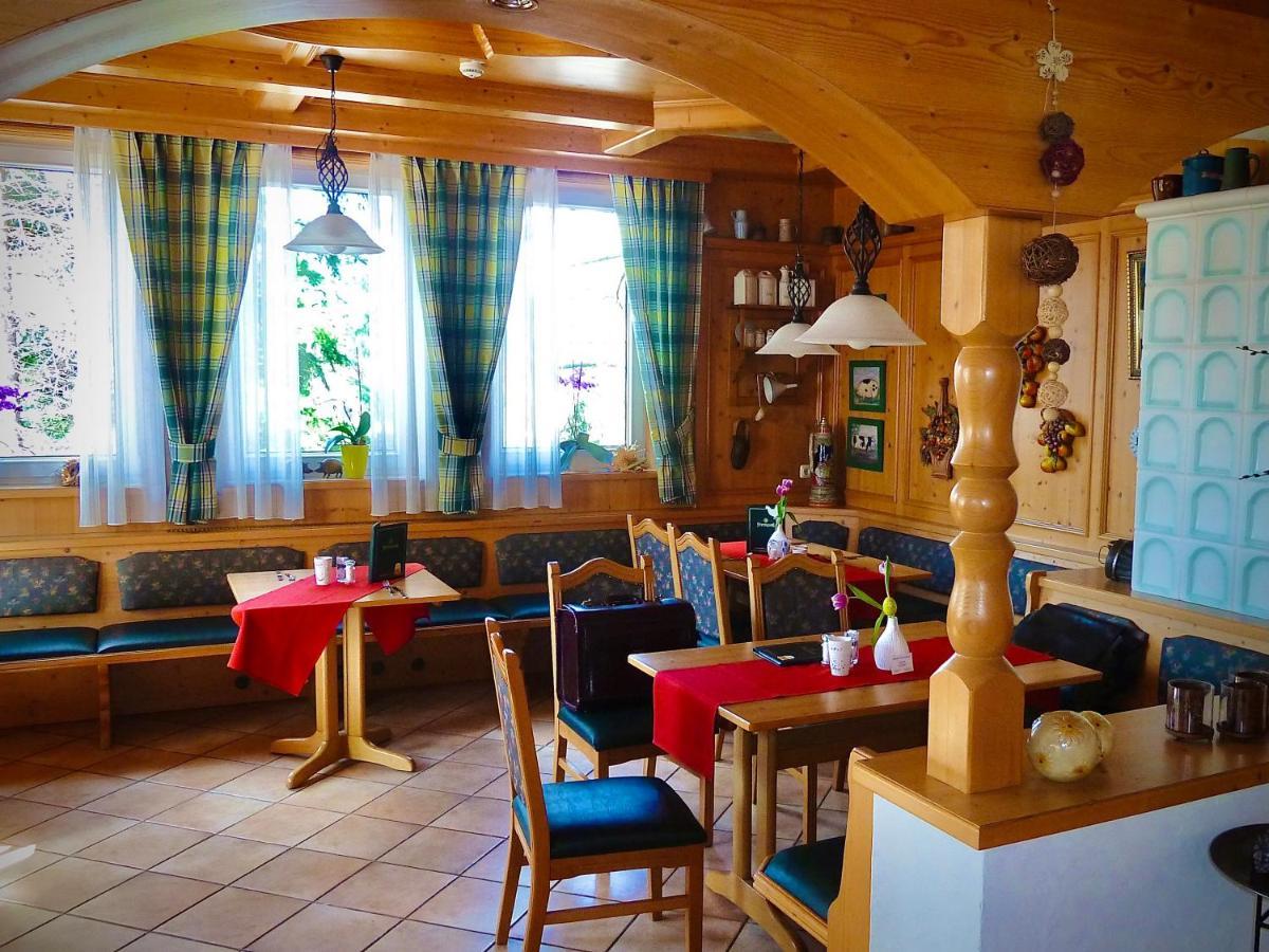 Meister Baer Hotel Wettiner Hof Glauchau Exterior foto